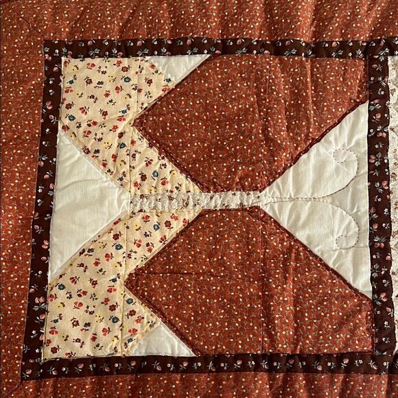 Vintage Quilt Table Runner - Picture 2 of 7